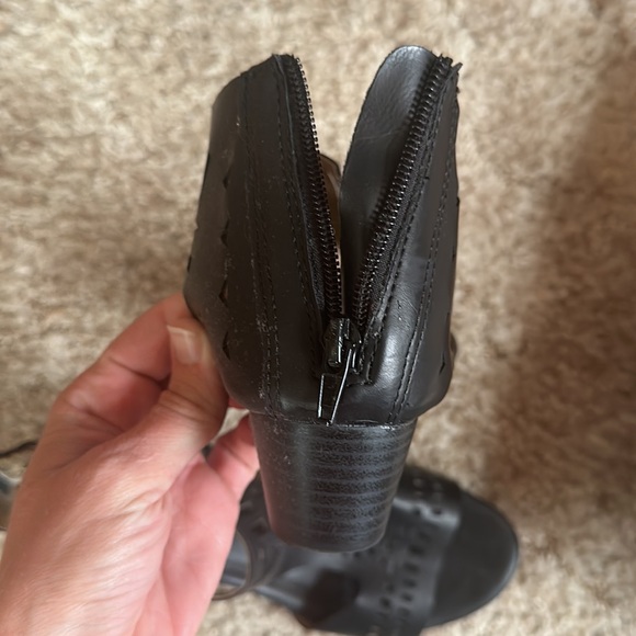 Dexflex comfort black sandels - Picture 3 of 5